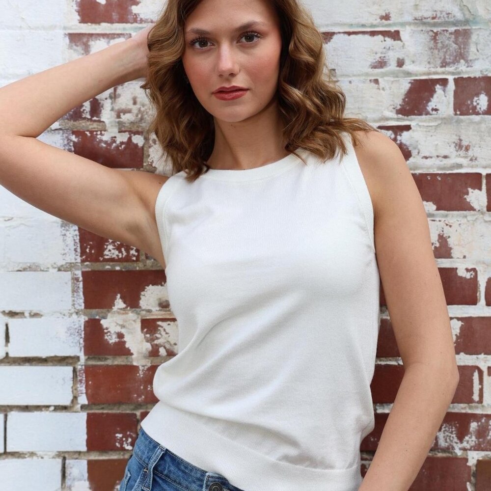 C2C2 white sleeveless scoop neck top #sleeveless